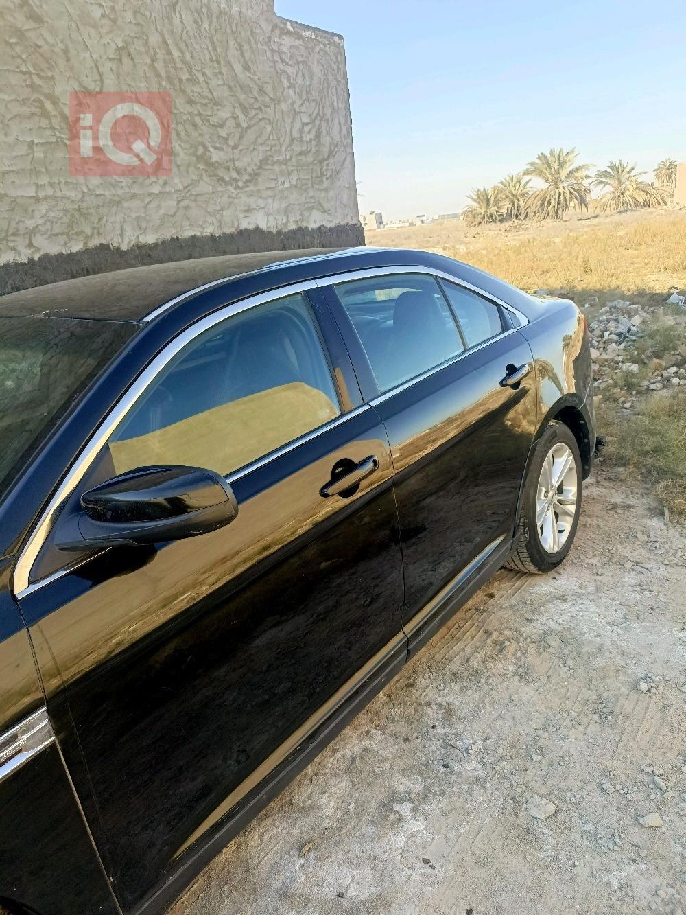 فورد تورس